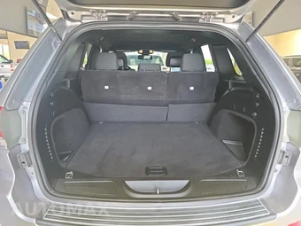 2015 Jeep Grand Cherokee Laredo - miniatura 13