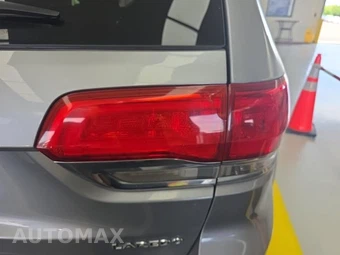 2015 Jeep Grand Cherokee Laredo - miniatura 17