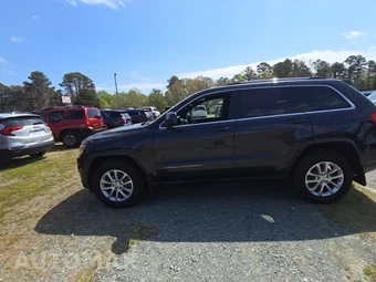 2015 Jeep Grand Cherokee Laredo – miniatura 3