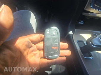 2015 Jeep Grand Cherokee Laredo - miniatura 5