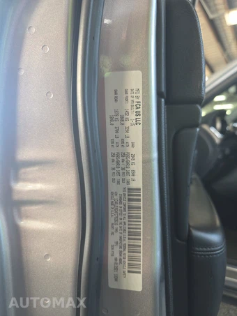 2015 Jeep Grand Cherokee Laredo – miniatura 14