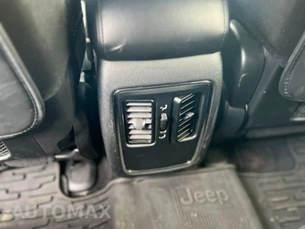 2015 Jeep Grand Cherokee Laredo - miniatura 28