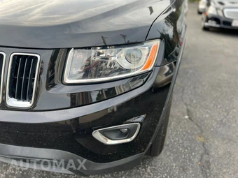 2015 Jeep Grand Cherokee Laredo - miniatura 3