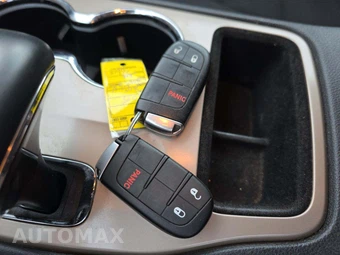 2015 Jeep Grand Cherokee Laredo – miniatura 8