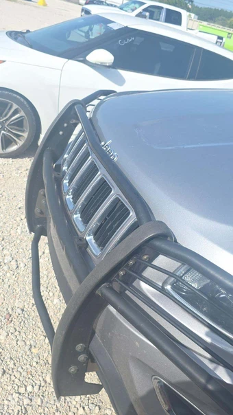 2015 Jeep Grand Cherokee Laredo - miniatura 25