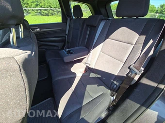 2015 Jeep Grand Cherokee Laredo - miniatura 13