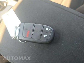 2015 Jeep Grand Cherokee Laredo - miniatura 8