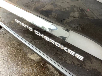 2015 Jeep Grand Cherokee Laredo - miniatura 31