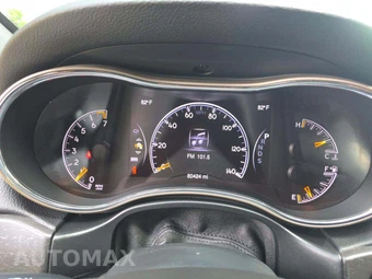2015 Jeep Grand Cherokee Laredo - miniatura 9