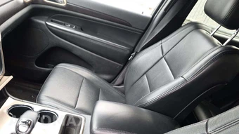 2015 Jeep Grand Cherokee Laredo - miniatura 29