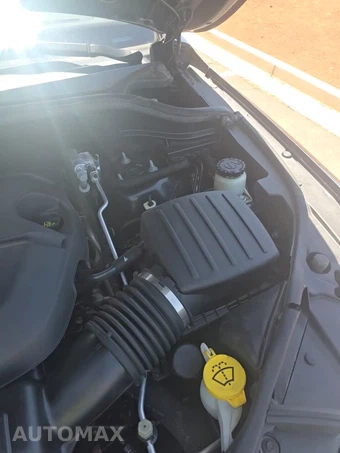 2015 Jeep Grand Cherokee Limited - miniatura 21
