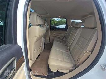 2015 Jeep Grand Cherokee Limited - miniatura 13