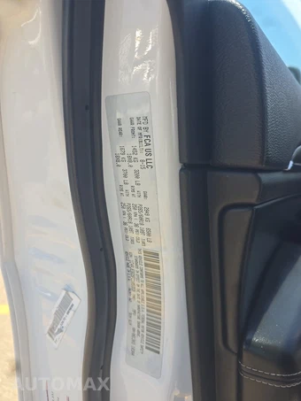 2015 Jeep Grand Cherokee Limited – miniatura 14