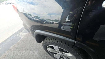 2015 Jeep Grand Cherokee Limited – miniatura 22