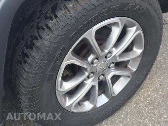 2015 Jeep Grand Cherokee Limited - miniatura 25