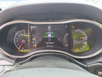 2015 Jeep Grand Cherokee Limited – miniatura 12