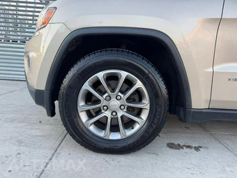 2015 Jeep Grand Cherokee Limited - miniatura 30