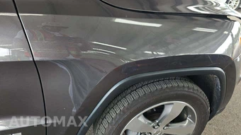2015 Jeep Grand Cherokee Limited – miniatura 31