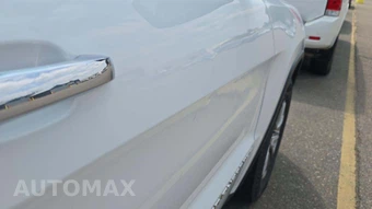 2015 Jeep Grand Cherokee Limited – miniatura 28