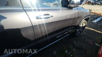 2015 Jeep Grand Cherokee Overland – miniatura 19