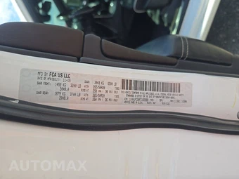 2015 Jeep Grand Cherokee Overland – miniatura 14