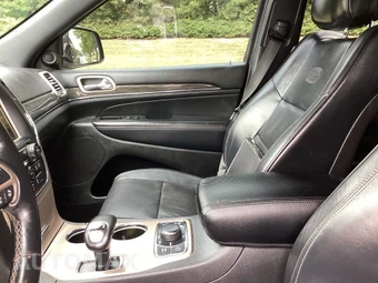2015 Jeep Grand Cherokee Overland - miniatura 24