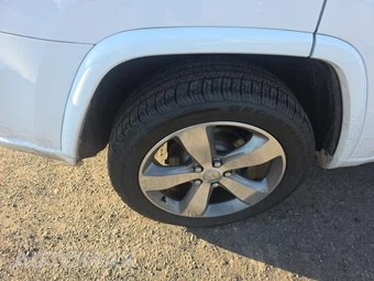 2015 Jeep Grand Cherokee Overland - miniatura 10