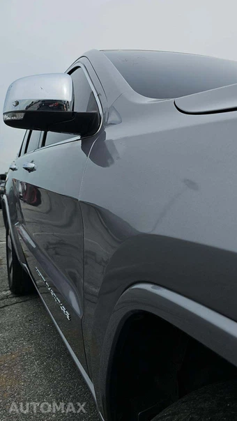 2015 Jeep Grand Cherokee Overland - miniatura 55