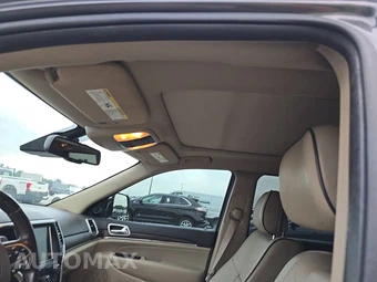 2015 Jeep Grand Cherokee Overland - miniatura 17