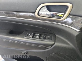 2015 Jeep Grand Cherokee Overland – miniatura 9