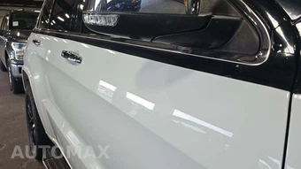 2015 Jeep Grand Cherokee Overland – miniatura 23