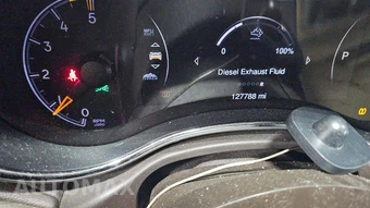 2015 Jeep Grand Cherokee Overland – miniatura 31