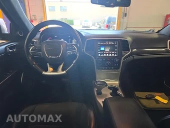2015 Jeep Grand Cherokee SRT - miniatura 14