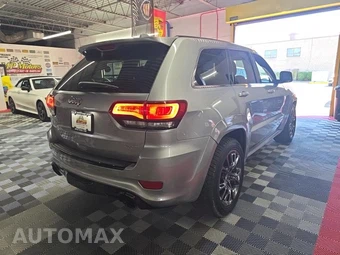 2015 Jeep Grand Cherokee SRT - miniatura 4