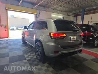 2015 Jeep Grand Cherokee SRT - miniatura 6
