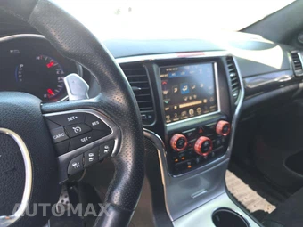 2015 Jeep Grand Cherokee SRT - miniatura 10