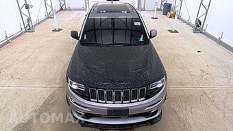 2015 Jeep Grand Cherokee SRT - miniatura 2