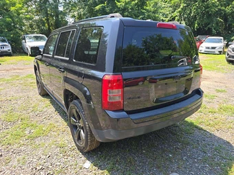 2015 Jeep Patriot Altitude Edition – miniatura 2