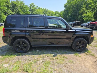 2015 Jeep Patriot Altitude Edition – miniatura 4