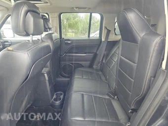 2015 Jeep Patriot High Altitude Edition - miniatura 13