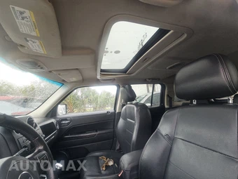 2015 Jeep Patriot High Altitude Edition - miniatura 17