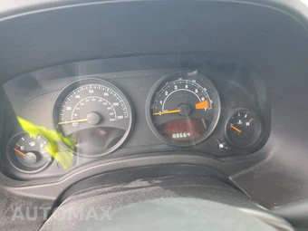 2015 Jeep Patriot High Altitude Edition – miniatura 12