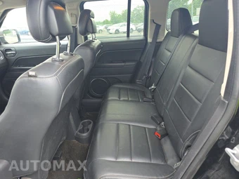 2015 Jeep Patriot High Altitude Edition – miniatura 13