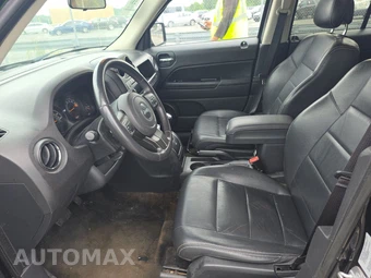 2015 Jeep Patriot High Altitude Edition – miniatura 7