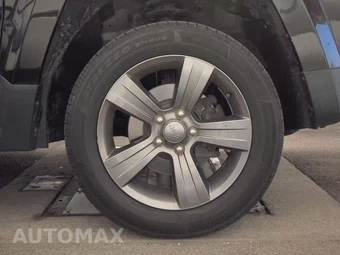 2015 Jeep Patriot High Altitude Edition – miniatura 10
