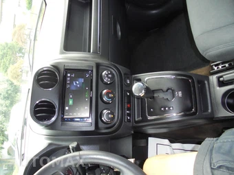 2015 Jeep Patriot Latitude - miniatura 37