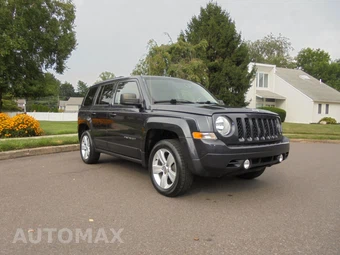 2015 Jeep Patriot Latitude - miniatura 4