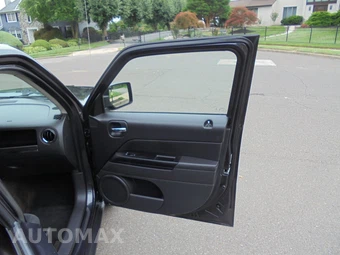 2015 Jeep Patriot Latitude - miniatura 42