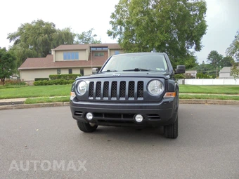 2015 Jeep Patriot Latitude - miniatura 5