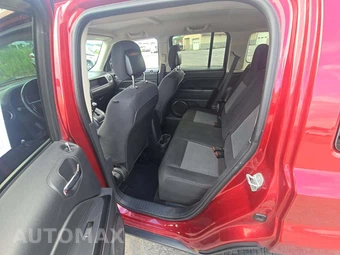 2015 Jeep Patriot Latitude - miniatura 13
